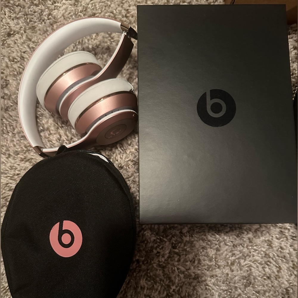 brand new in box beat head phones